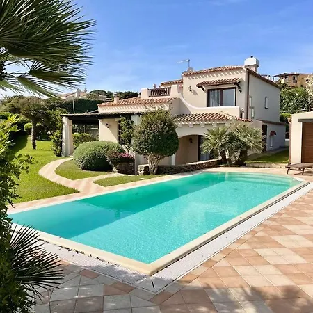 Villa Hibiscus *